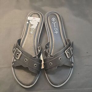 BRAND NEW JESSICA CARLYLE  WOMENS STRAPPY DOME-STUD EMBELLISHED SANDAL